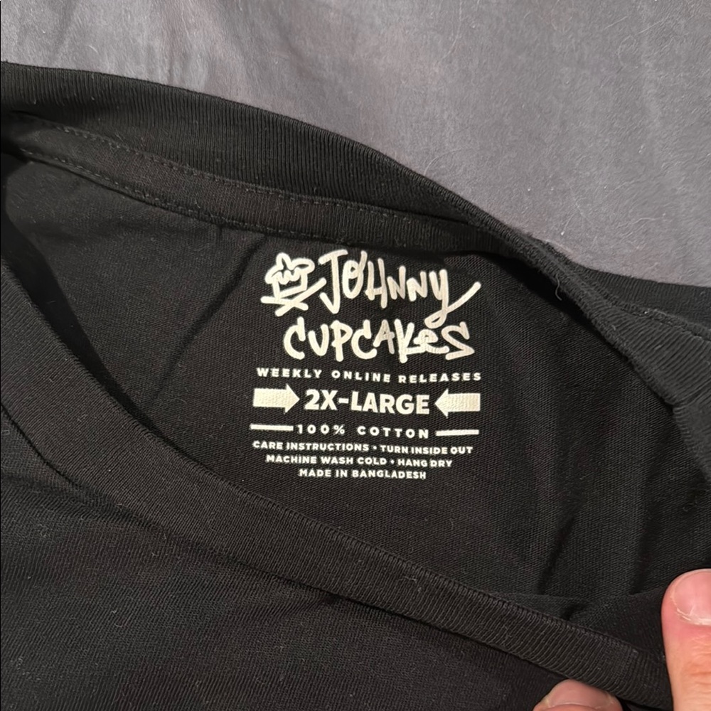 Johnny Cupcakes Cupkicks Black Graphic T-Shirt Size XXL - Picture 3 of 5
